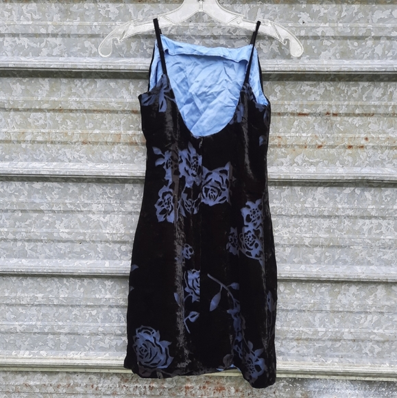 VINTAGE Black Velvet Box Cut Body Con Zip Up Back Mini Dress - Picture 11 of 15